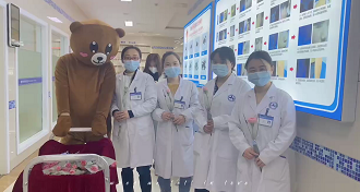 �¾�ҽ����λ��Ů���ǣ�